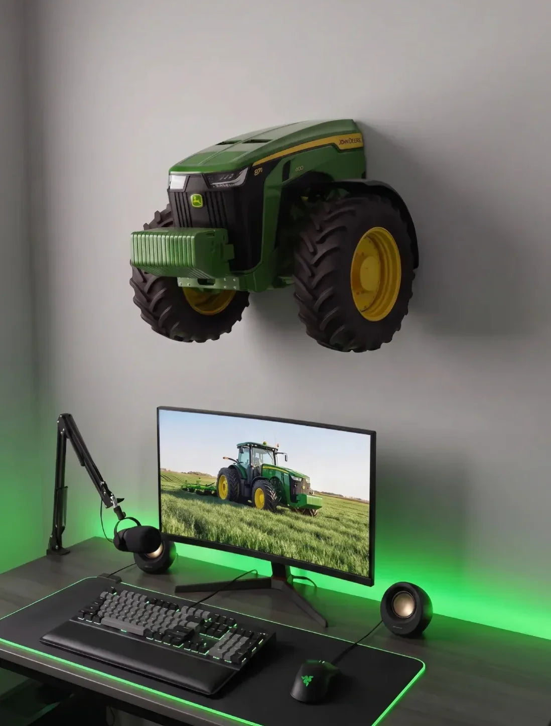 🚜 Tractor Wall Display