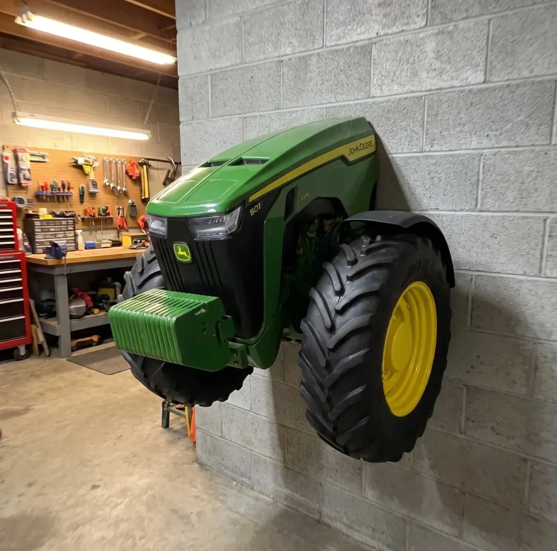 🚜 Tractor Wall Display